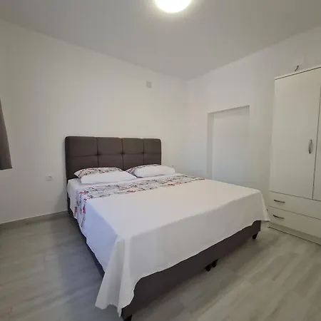 Luxury Ani Ii With Jacuzzi 苏提万