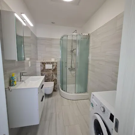 Luxury Ani Ii With Jacuzzi Lägenhet