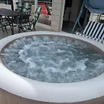 Luxury Ani Ii With Jacuzzi * Sutivan